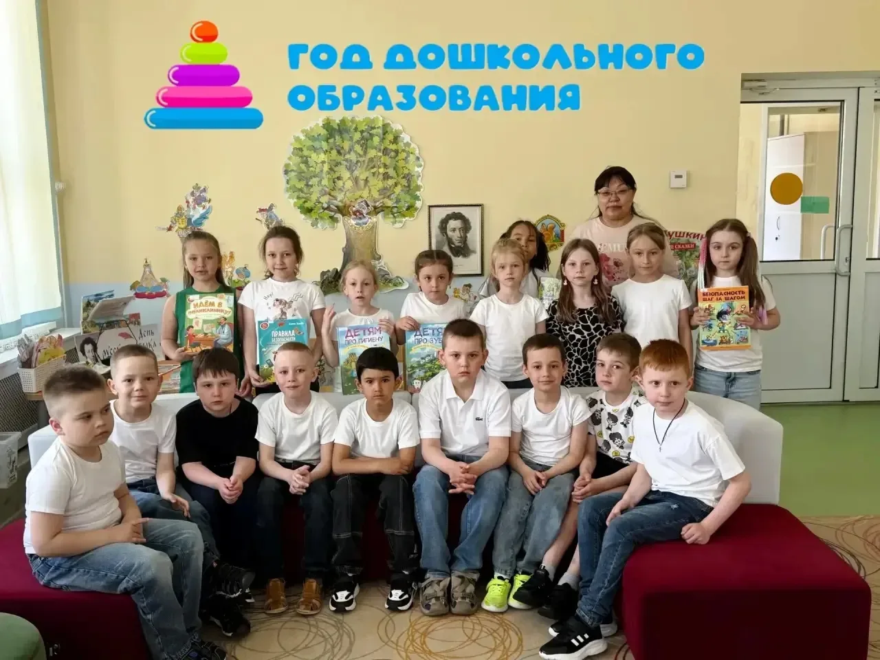 Чтение книг в наше время воспринимается детьми неоднозначно. Но, если им интересно содержание, то и 