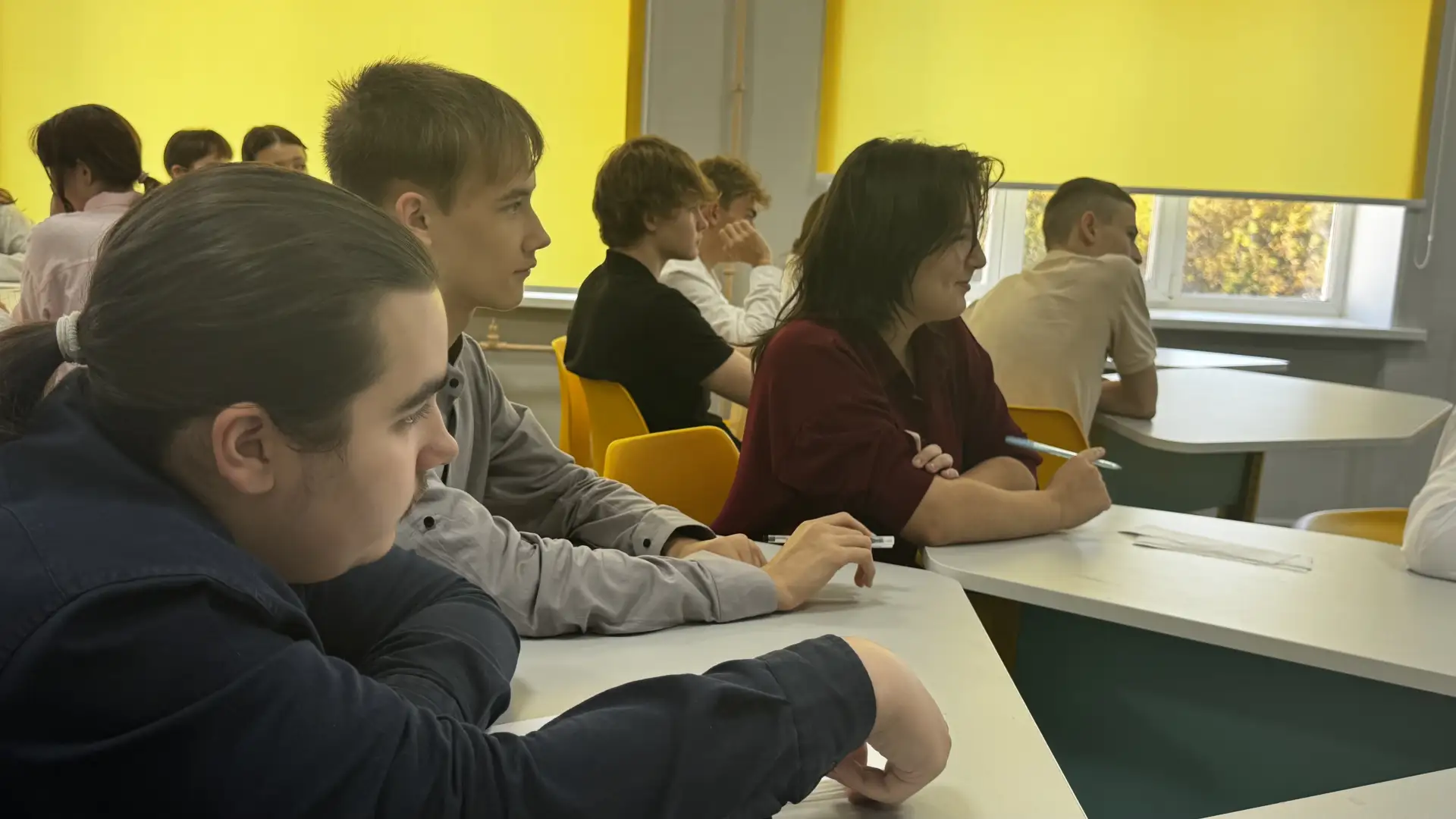 Неделя про атом