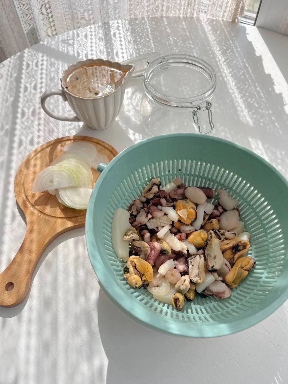 Мои хорошие, сегодня будем готовить маринованный морской коктейль 🦑 🦐 🐙