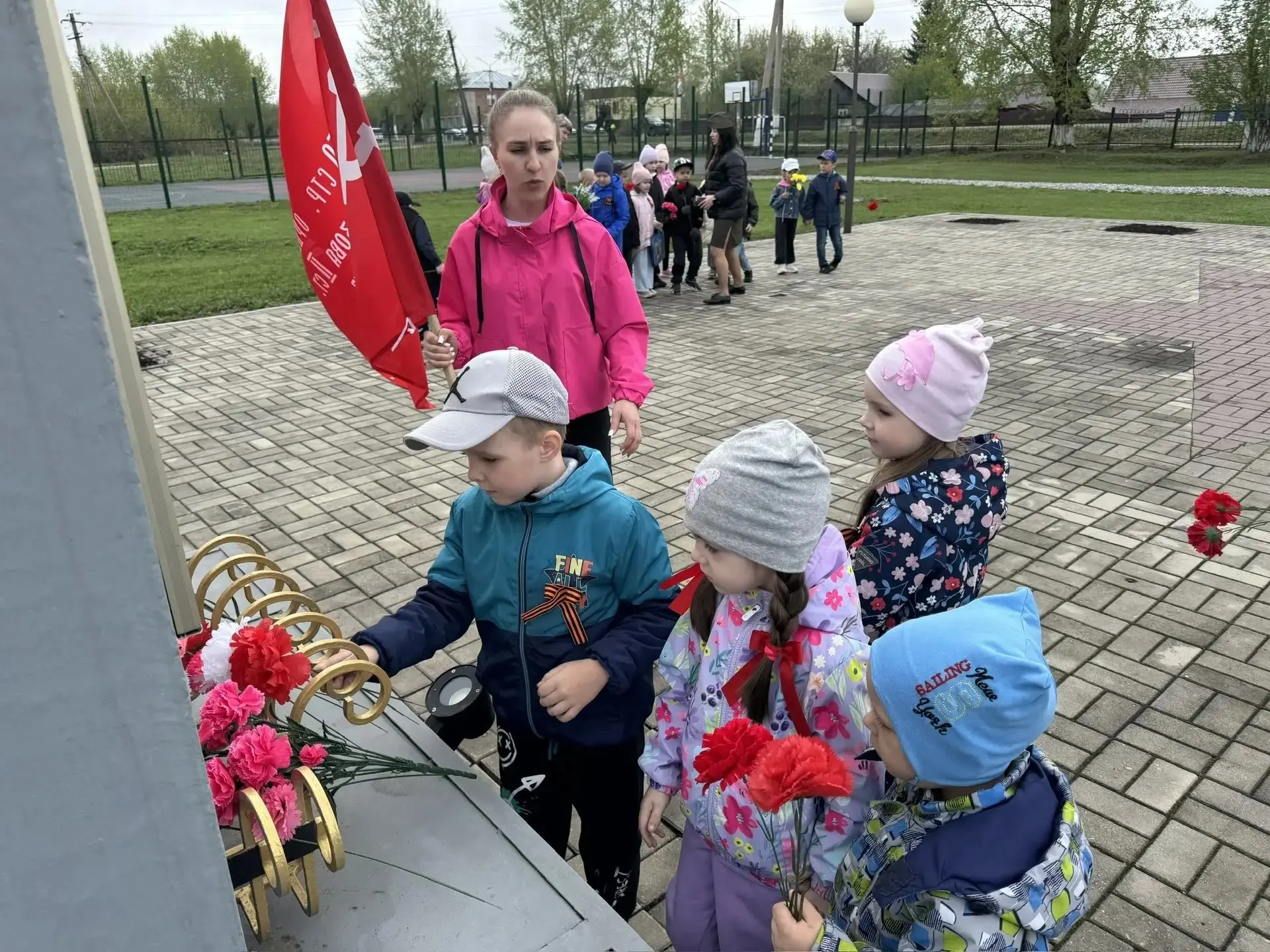 К мероприятиям, посвященным 81-ой годовщине Великой Победы, присоединились беловские дошколята  🔸В д