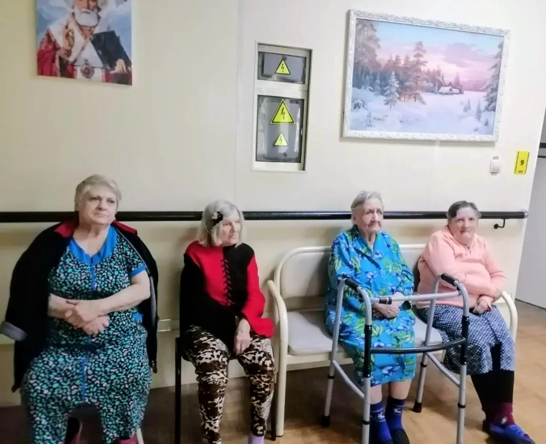 С днём добра и уважения