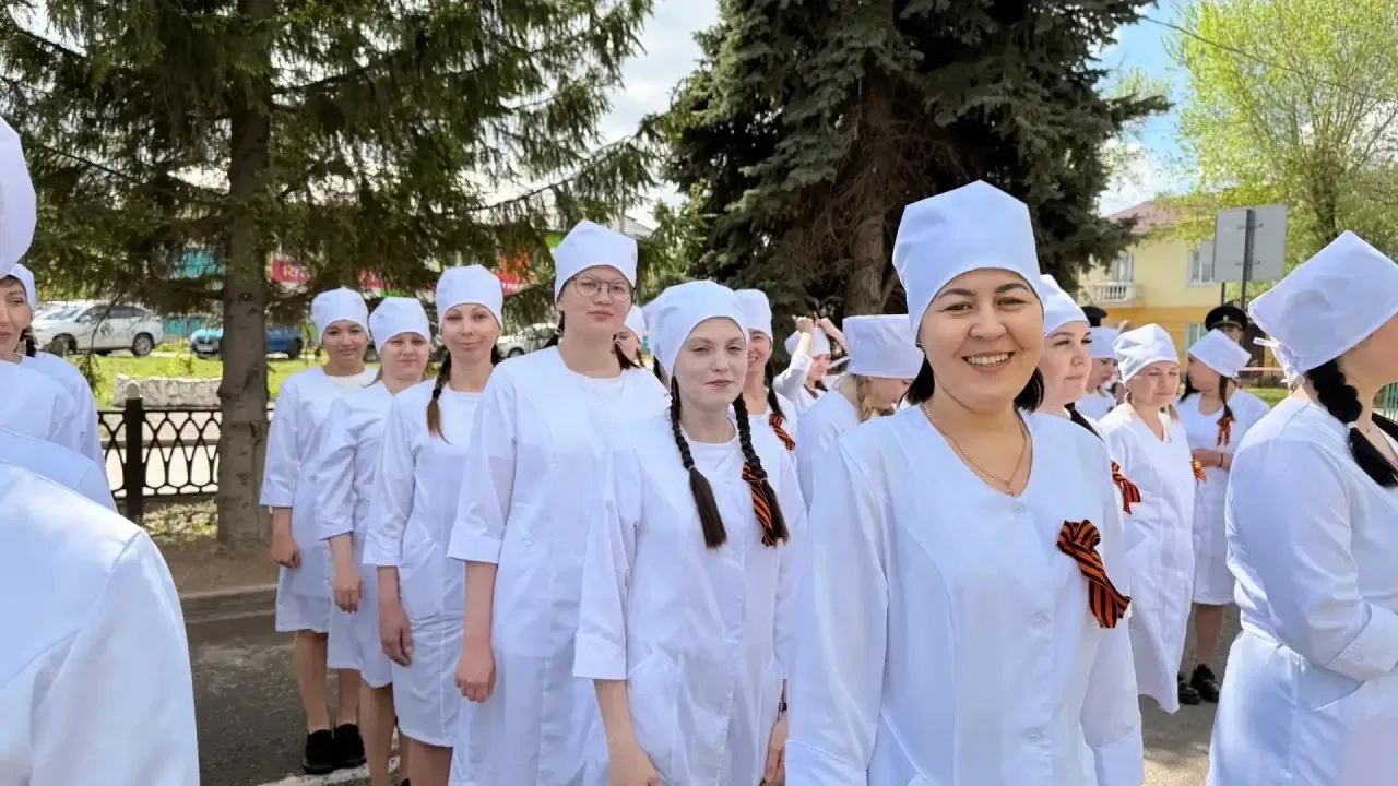🕊 В День Победы 36 медработников Ишимбайской ЦРБ прошли в парадной колонне    🏥 В годы Великой Отече