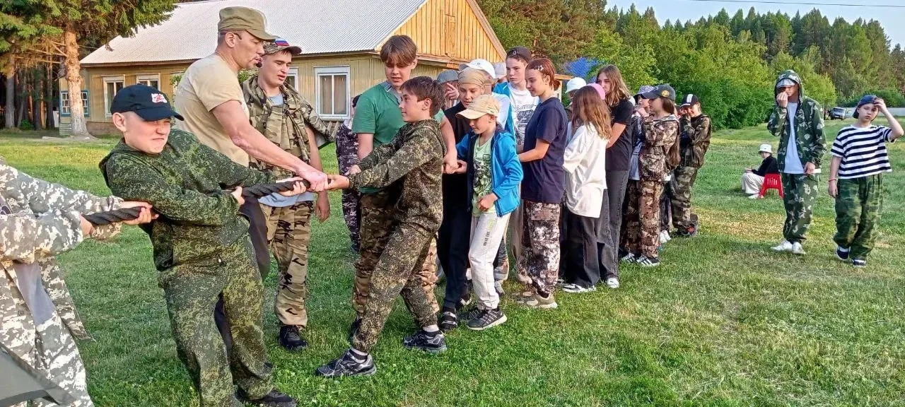 Детский православный лагерь «Роднички» приглашает ребят на первый сезон.   Военно-патриотическая сме