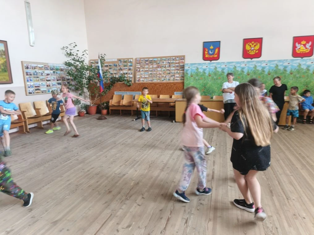 А после литературного мероприятия была ДИСКОТЕКА!!!