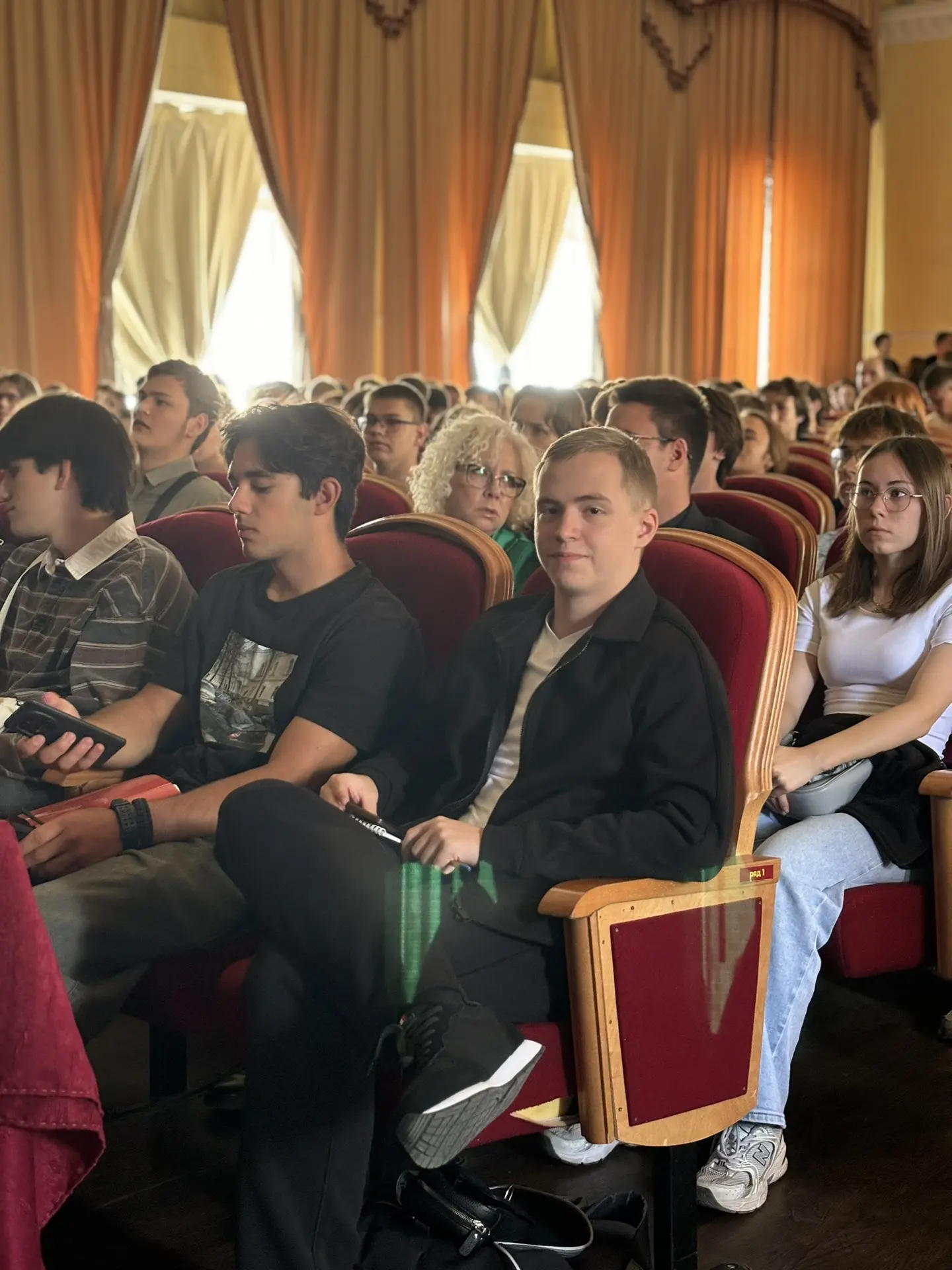 🗣 Круглые столы в СамГТУ уже идут: разбираем главные вопросы вместе!