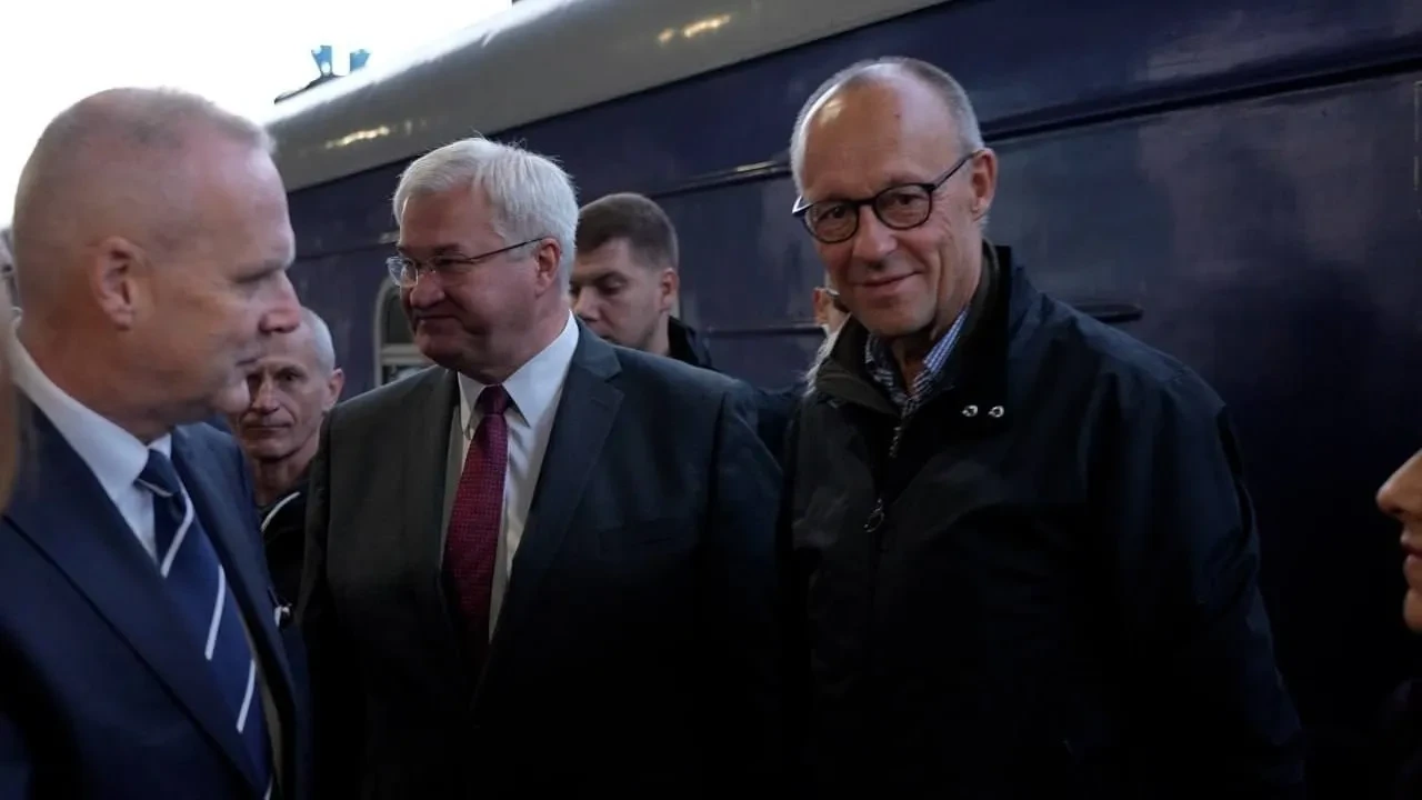 Визит канцлера Германии Фридриха Мерца на Украину омрачен из-за разногласий с Владимиро...