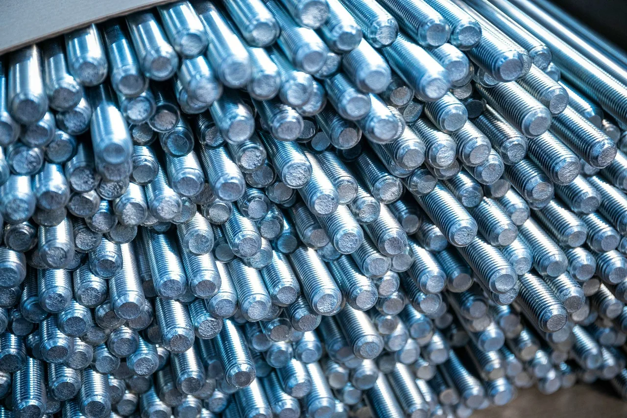 ⚙️Орловский сталепрокатный завод увеличивает объемы производства крепежной продукции  Это стало возм