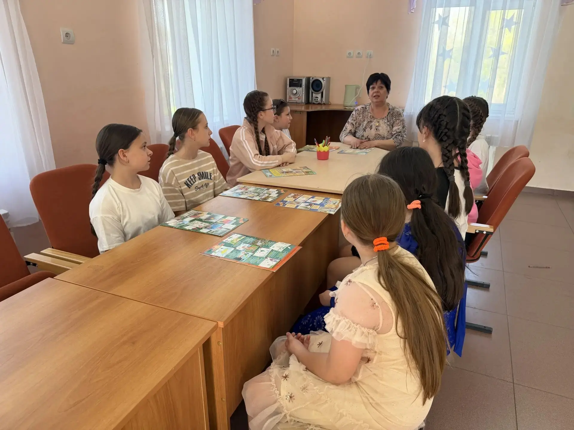 В Октябрьском ДК регулярно проходят беседы по профилактике терроризма.☝️

Терроризм — это преступлен
