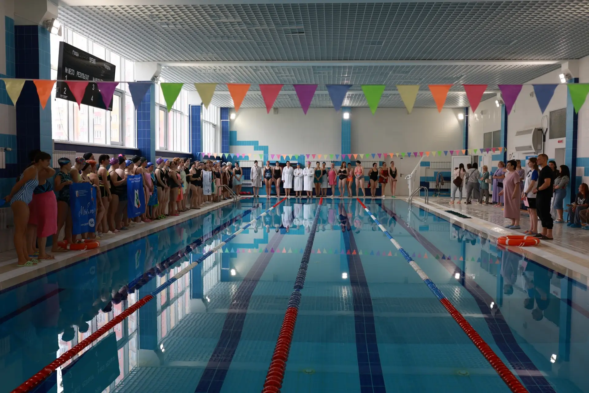 Покоряем водные просторы! 🏊‍♂💦