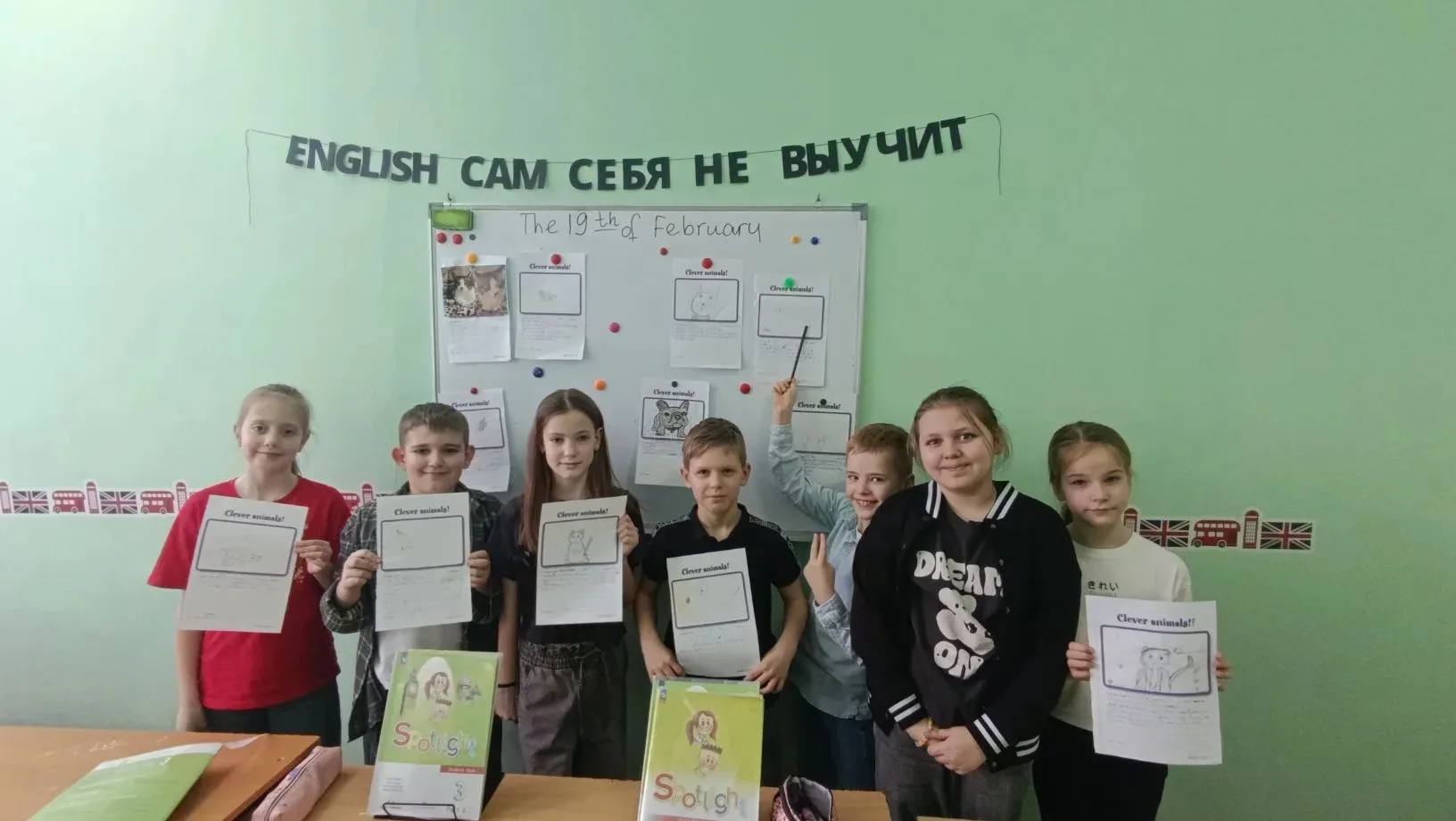 Сегодня в 3 б и 3 в классах прошли увлекательные уроки по английскому языку, ребята подготовили расс