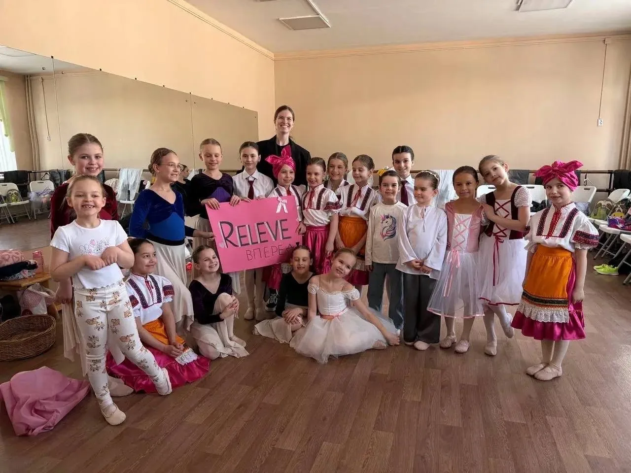 🌟 Когда сцена зовёт — фантазия оживает  Наши талантливые танцоры из  хореографической студии «Relevé