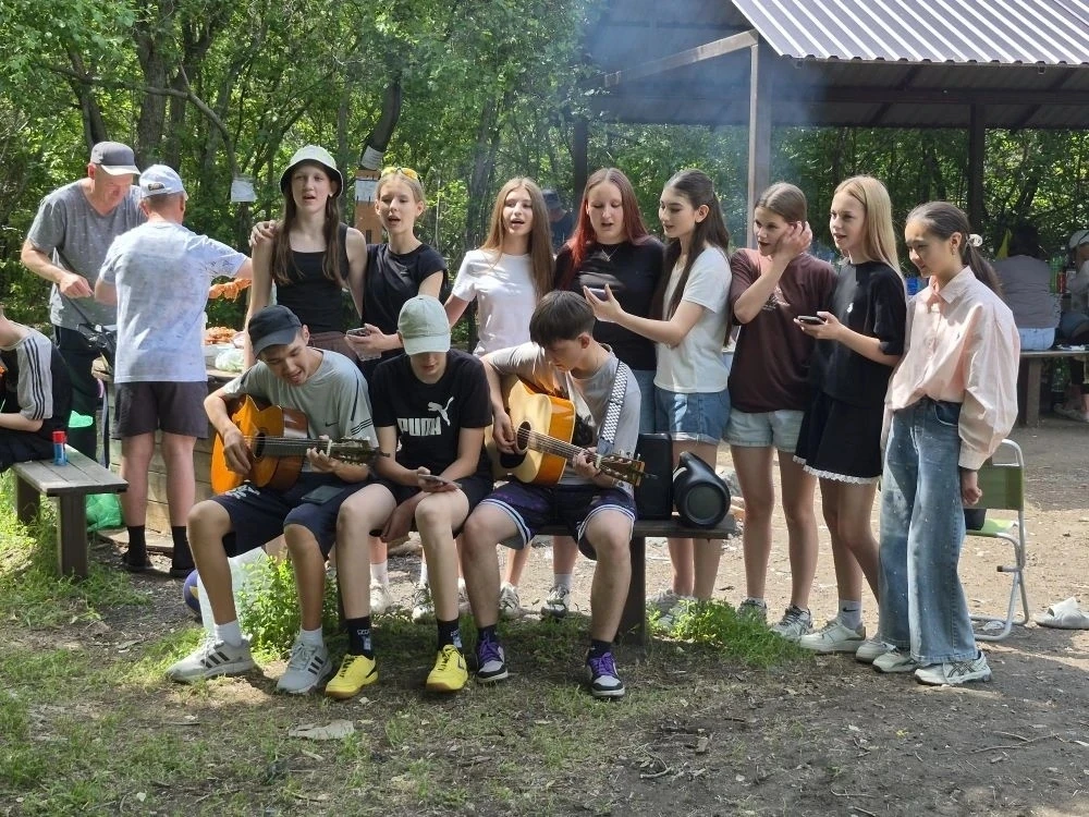 🏕Поход Первых
🌱Традиция, которая нас объединяет🌱
Есть вещи, которые не меняются годами. Для Первы