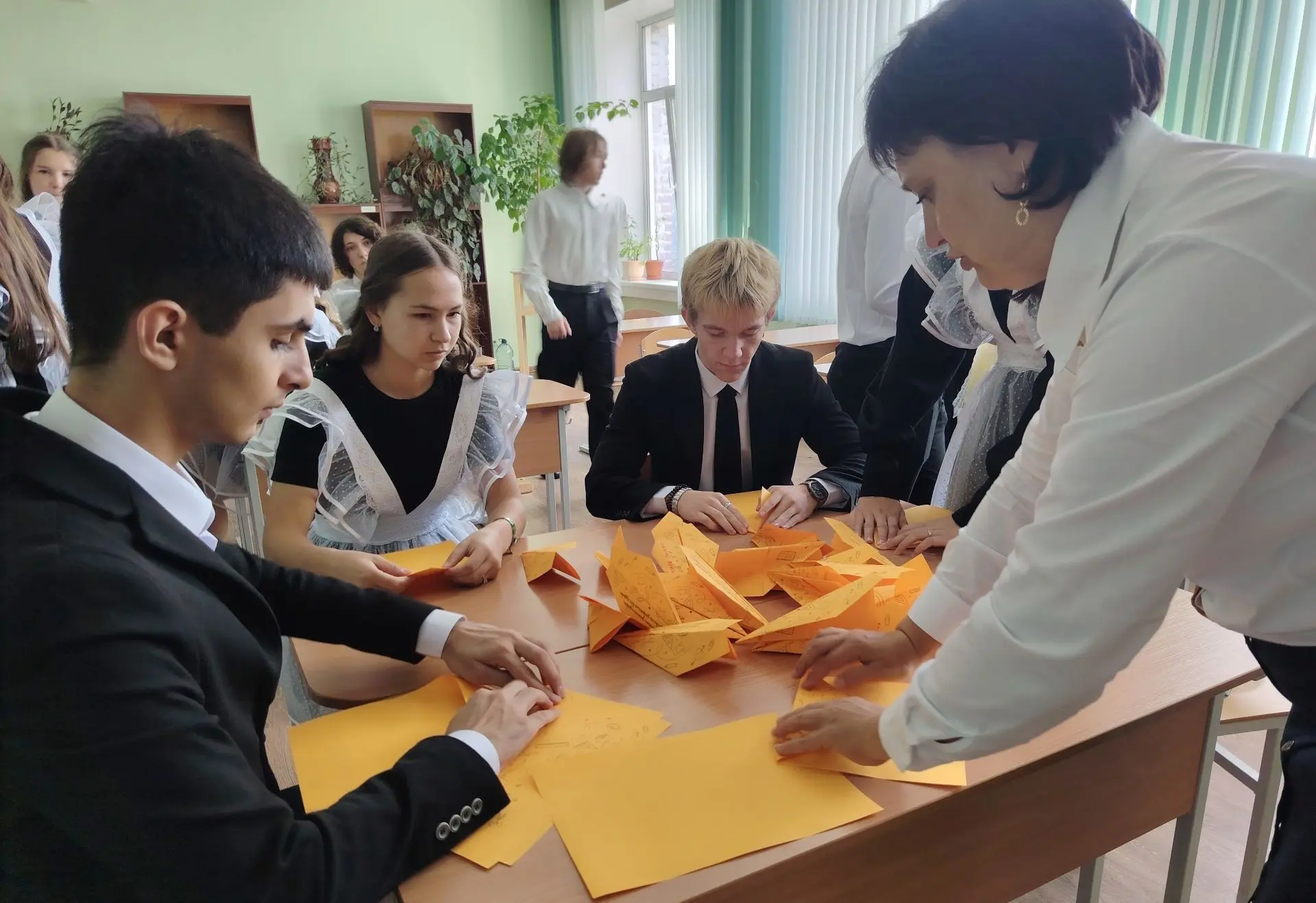 1 сентября 2026 года, в День Знаний, наша школа с радостью продолжила традицию проведен...