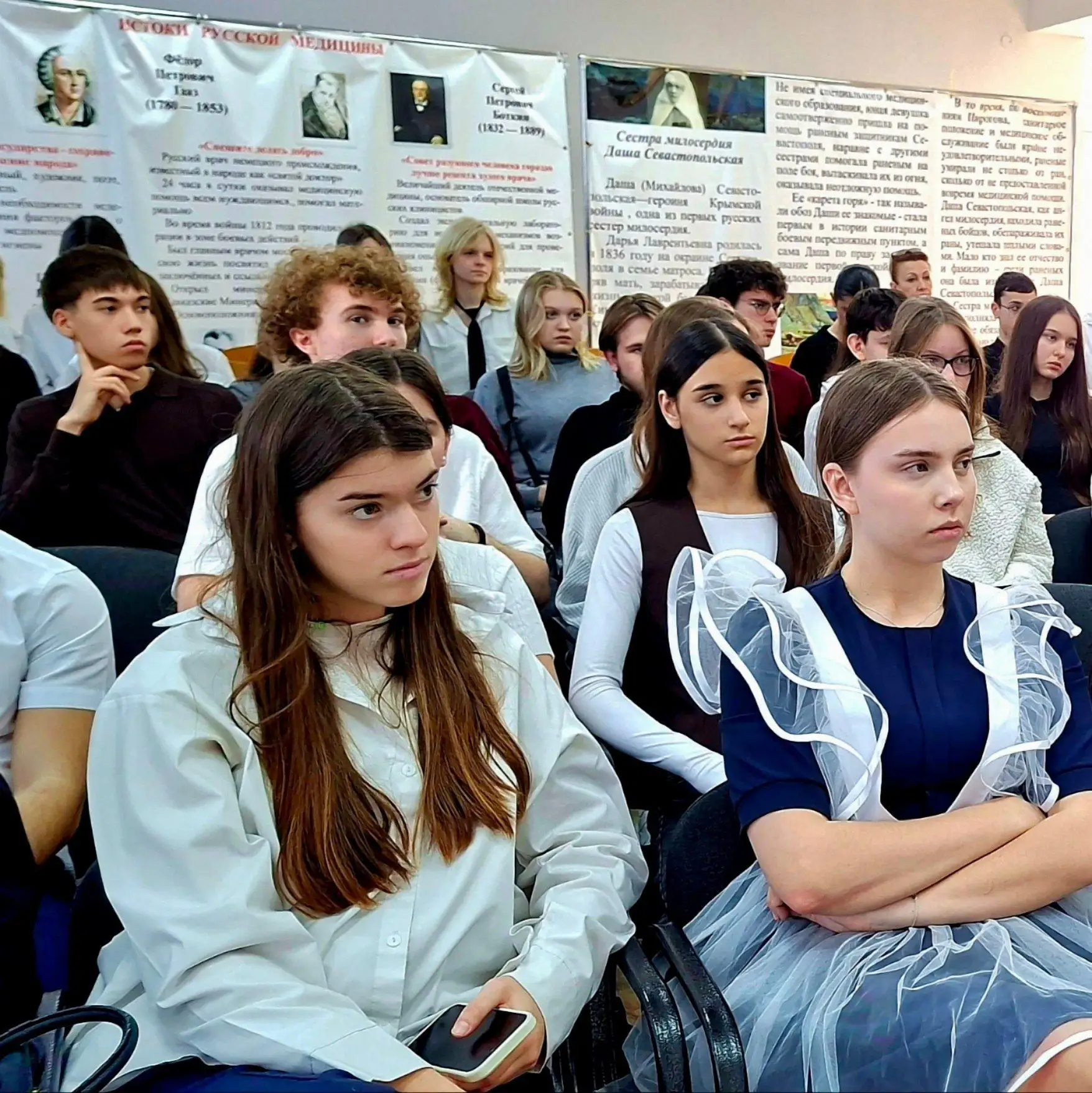 📚От школьной парты — к белому халату: в Анапе продолжается проект по подготовке медицинских кадров  