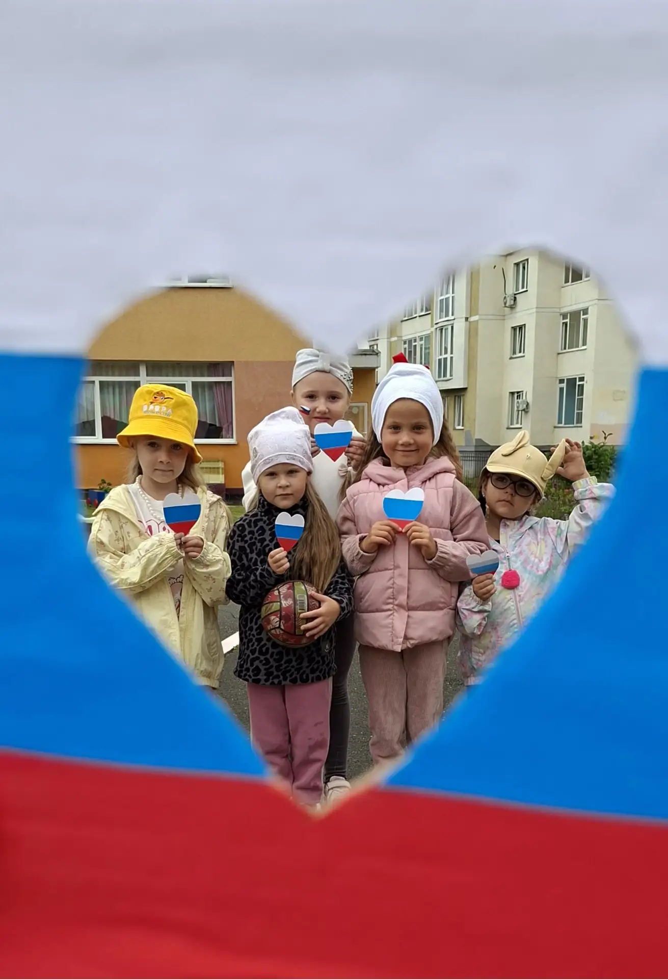Гордость с самого детства🤍💙❤️ С Днём Государственного флага России поздравляют  групп...