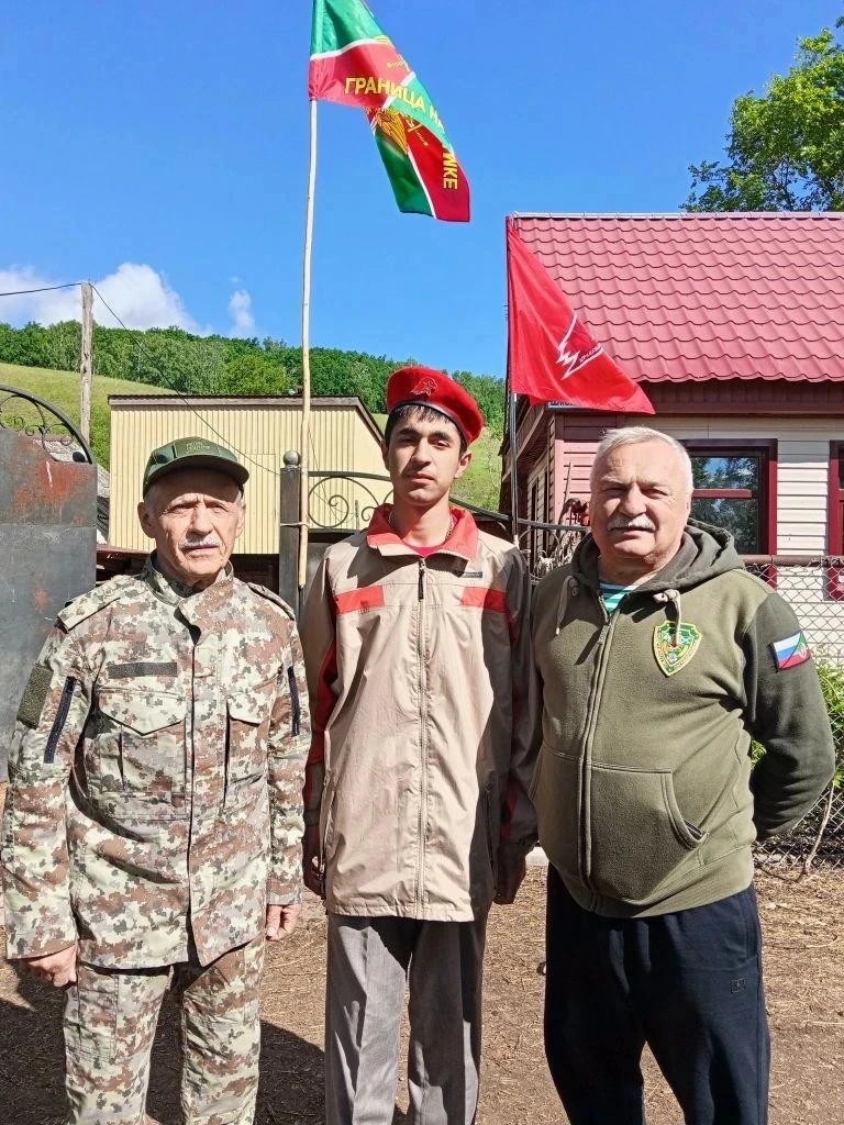 В Лениногорске отметили День пограничника