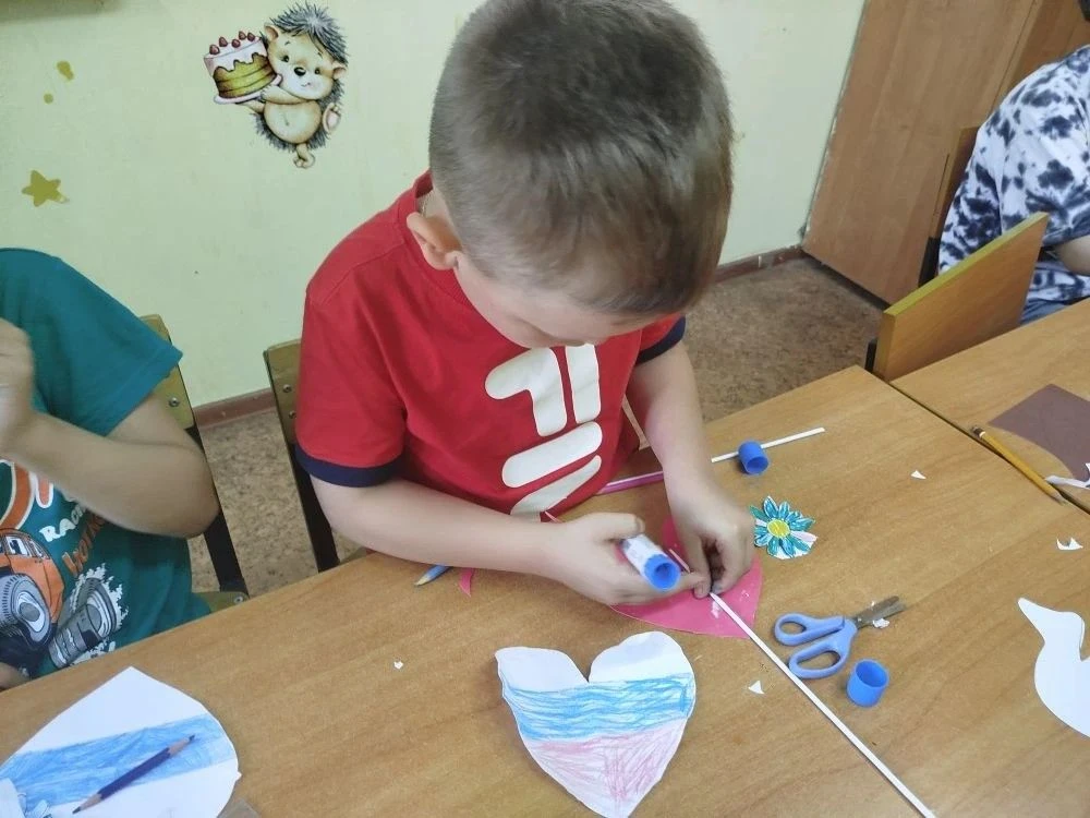 🌟 Сегодня на досуговой площадке «Курс на приключения» день начался активно и весело! 😃 

🏃‍♂️ Сна