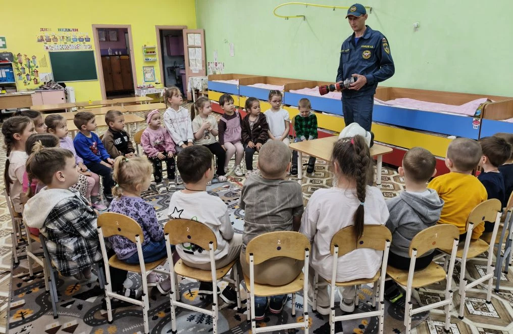 ♦В рамках профориентационного проекта в нашем детском саду была организована  встреча  с