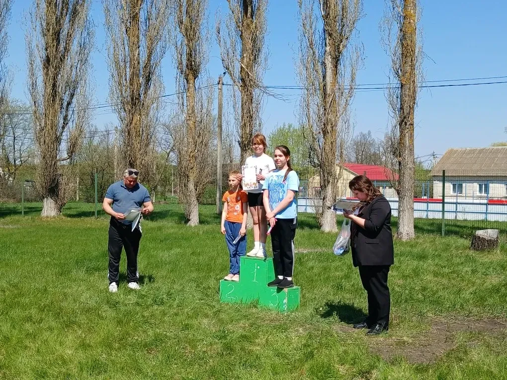 В нашей школе прошла спортивно-патриотическая акция «Кросс Победы».