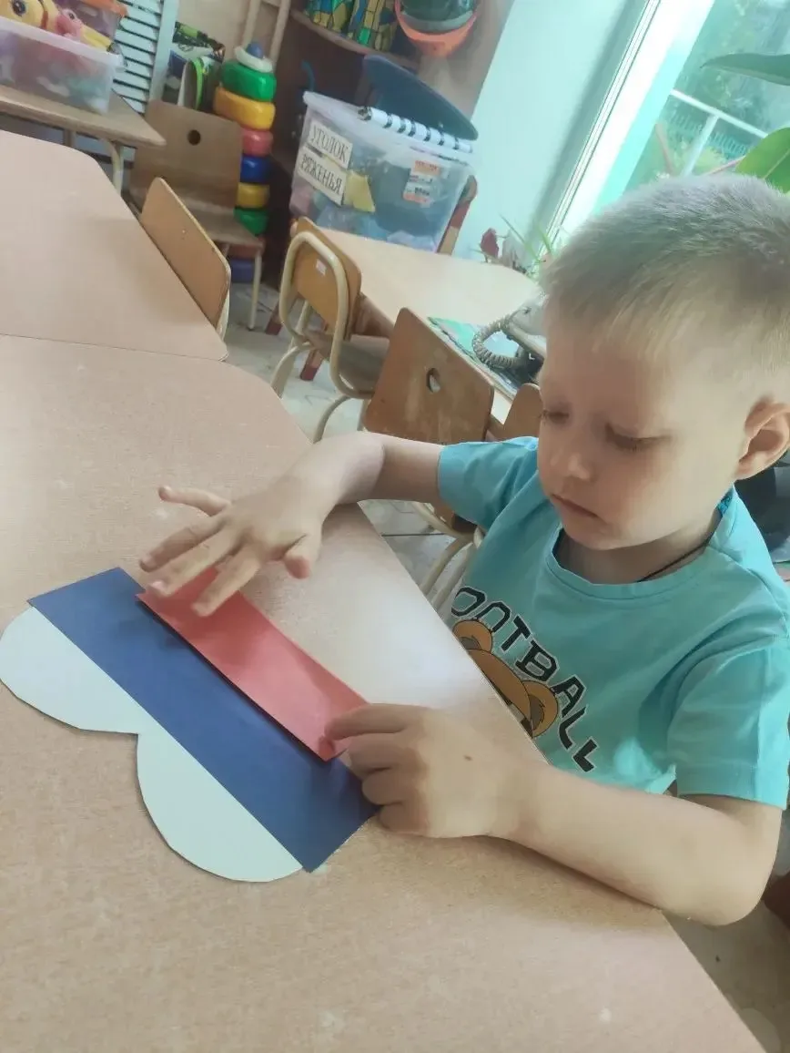 🇷🇺 Сегодня особенный день! Мы поздравляем наше будущее — замечательных воспитанников — и их прекра