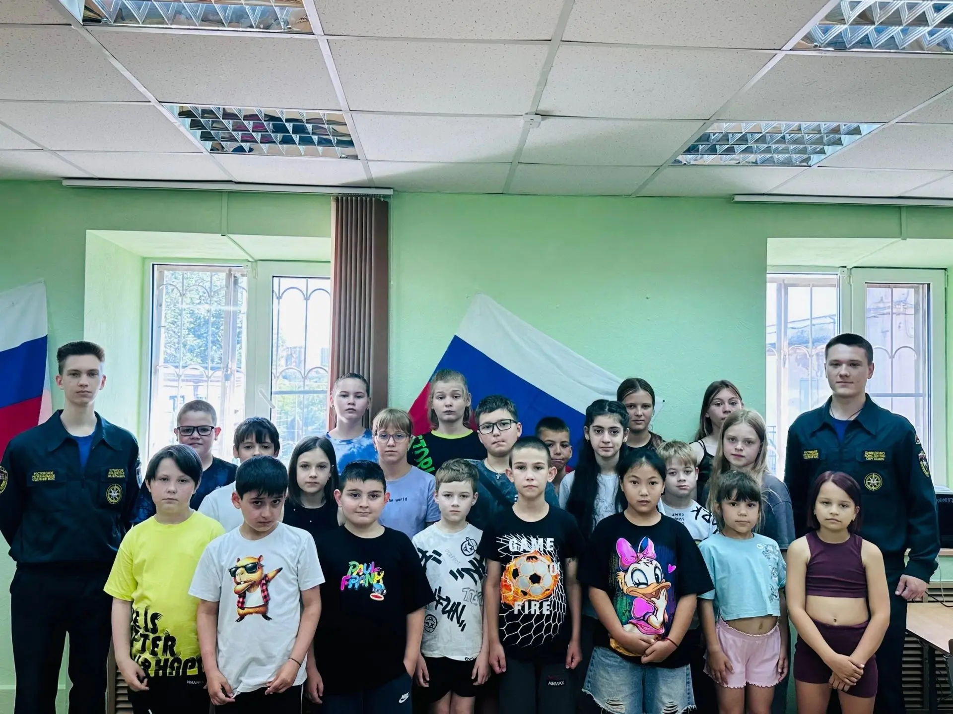 🔥 «Безопасность — это важно: уроки от МЧС»

Сегодня в нашей школе прошла очень полезная встреча! К 