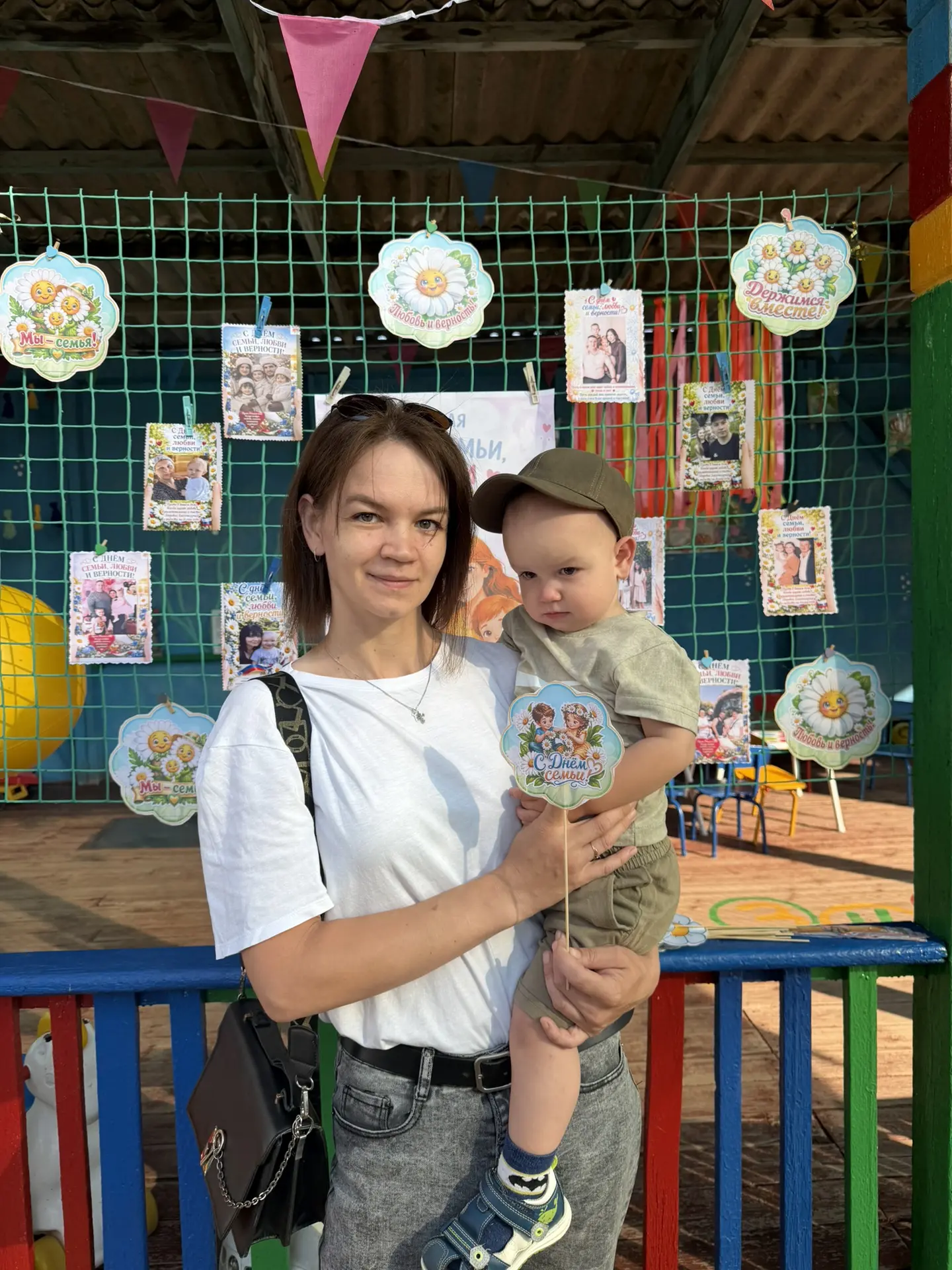 Сегодня мы празднуем замечательный праздник День семьи, любви и верности! 💖👪  

Группа «Неваляшки»