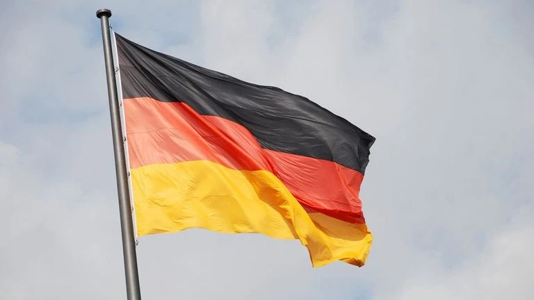 🇩🇪 Немецкий депутат предложил устроить секс-оргию в городской ратуше для «сближения с...