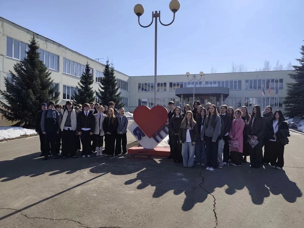 🎓 ОТ ЭМОЦИЙ К ИННОВАЦИЯМ: НАШИ СТАРШЕКЛАССНИКИ - В ГГТУ! Сегодня учащиеся 10-11 классов лицея стали 