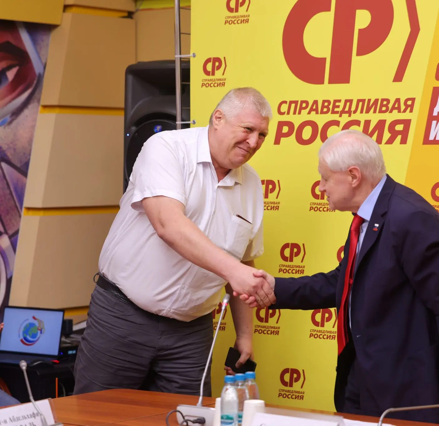 🇷🇺Принял участие в качестве почетного гостя в церемонии награждения памятными медалями Общественно