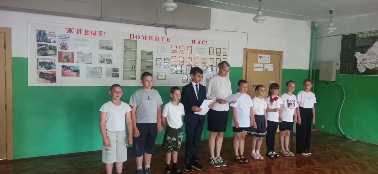 В последний день лагерной смены , в лагере «Солнышко» прошла торжественная линейка. Она...