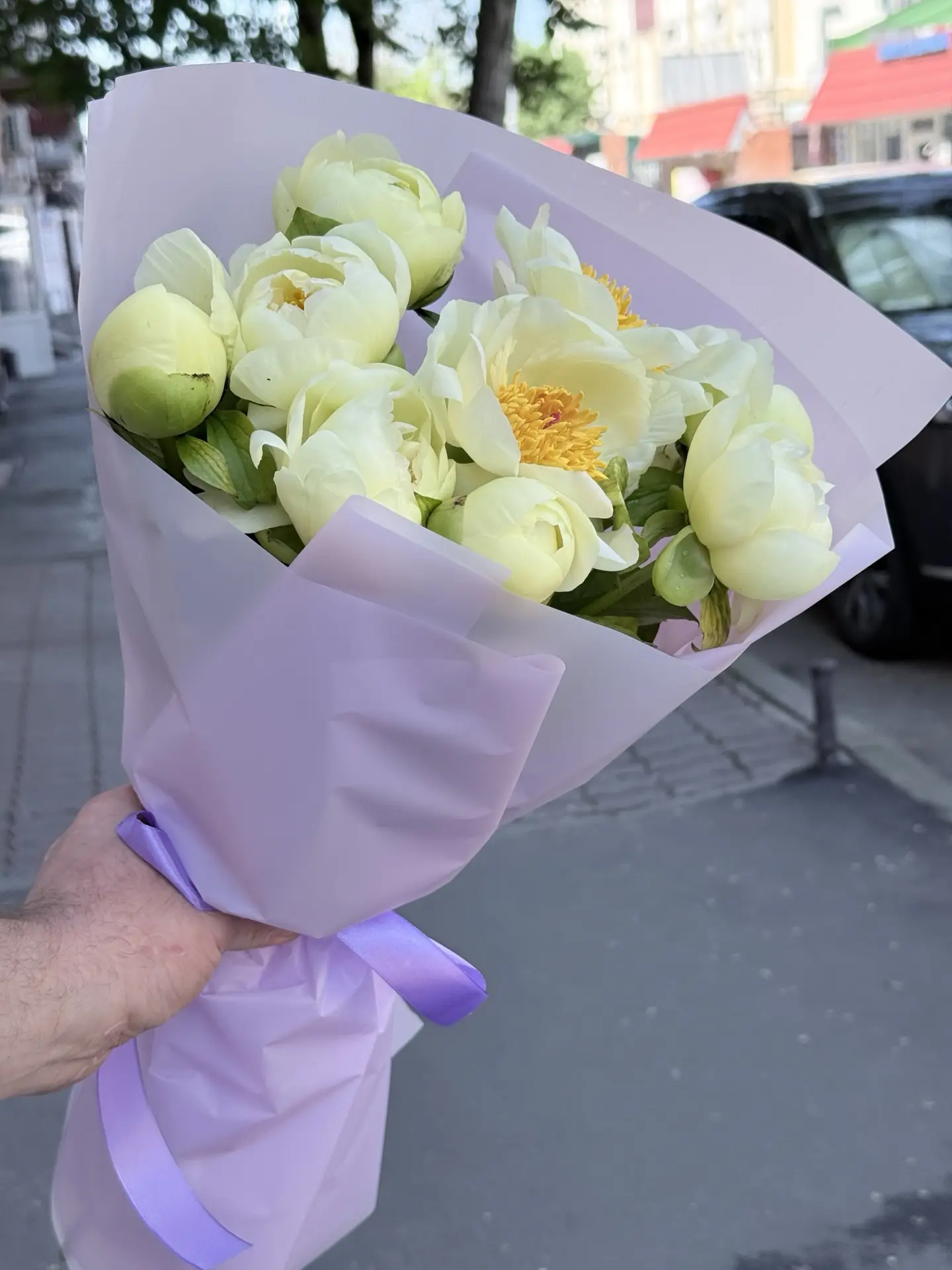 Букет ароматных пионов