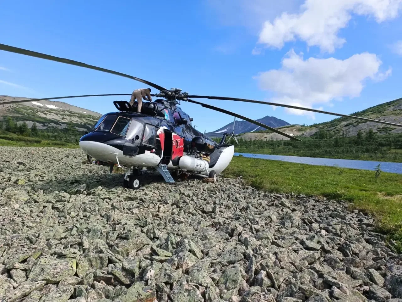 С пятницей Друзья!🚁