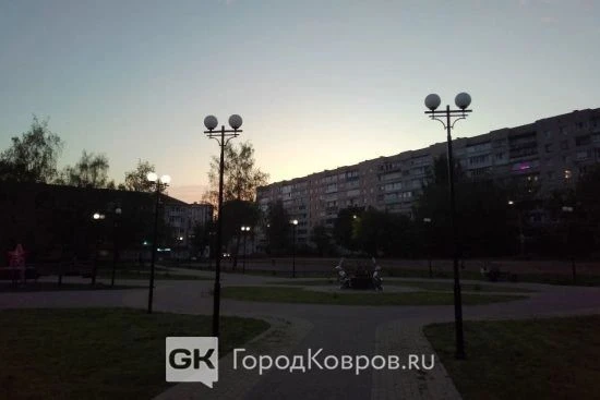 ⚡️ В Коврове не хватает электриков? В скверах смеркается!

Жители города неоднократно обращали внима