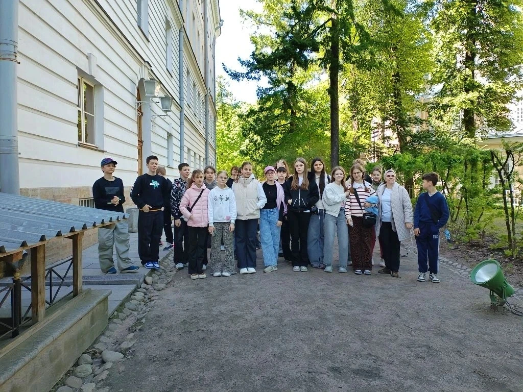 В конце учебного года 6 «М» класс вместе с классным руководителем Капитоновой Ириной Вл...