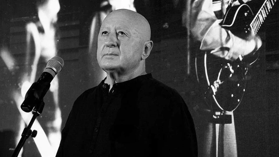 На 82-м году жизни скончался один из основателей и бессменный участник ВИА «Песняры» Вл...