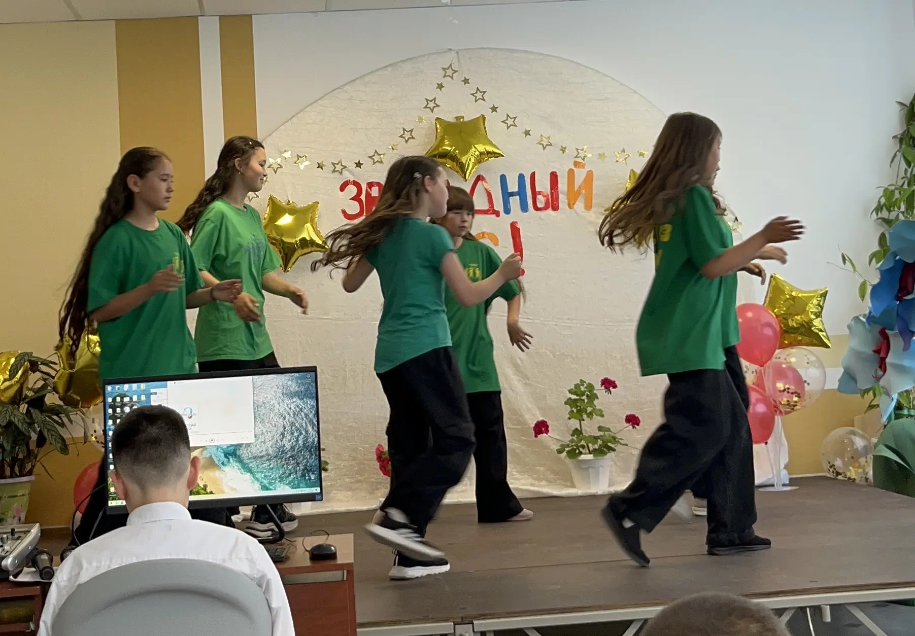 «Звездный час" в Канабековской школе: чествовали лучших и ярких! 22 мая в Канабековской школе царила