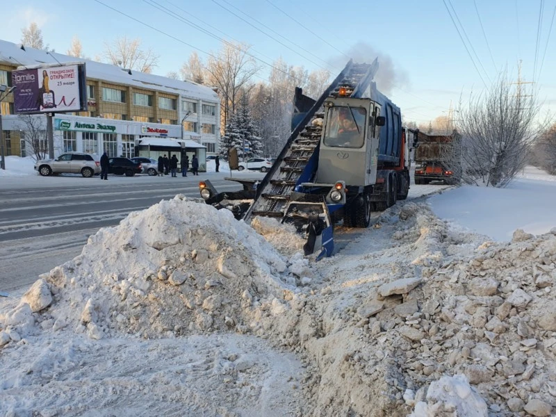 ❄ В Томске решили покончить с бардаком на дорогах: убирать снег будут по-новому.