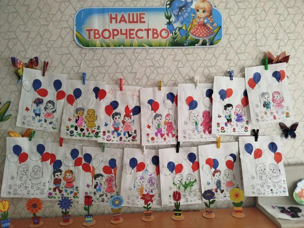 🎉 В нашей творческой мастерской — настоящий праздник цвета! 🎨В младшей разновозрастно...