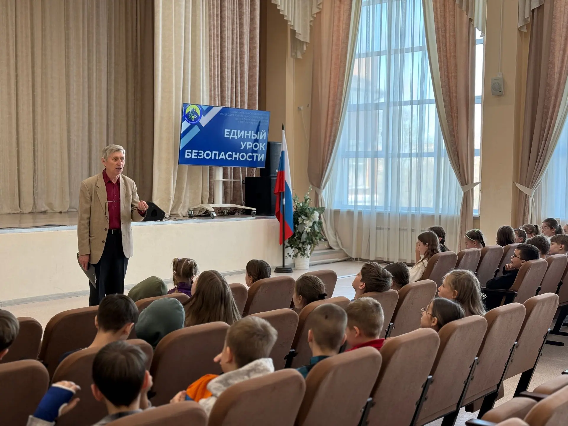 Первый день весенней смены в лагере «Содружество Орлят России»   Сегодня в нашем лагере прошёл яркий