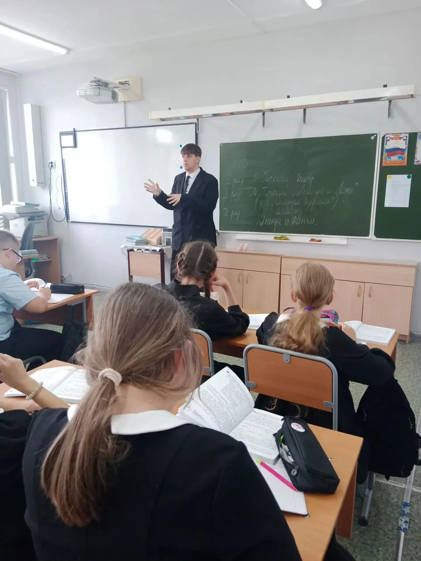 Чтобы поверить в добро, надо начать его делать. Ведь даже маленький акт доброты стоит б...