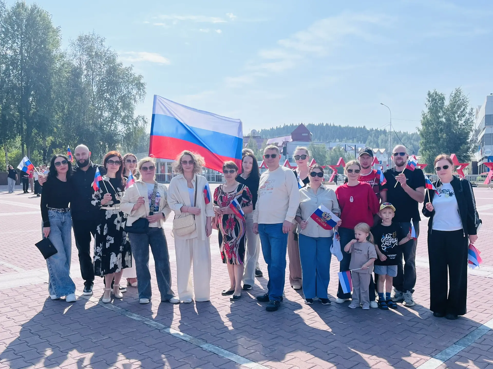 🎉 Архивисты Югры — на страже истории и символов страны! 🎉