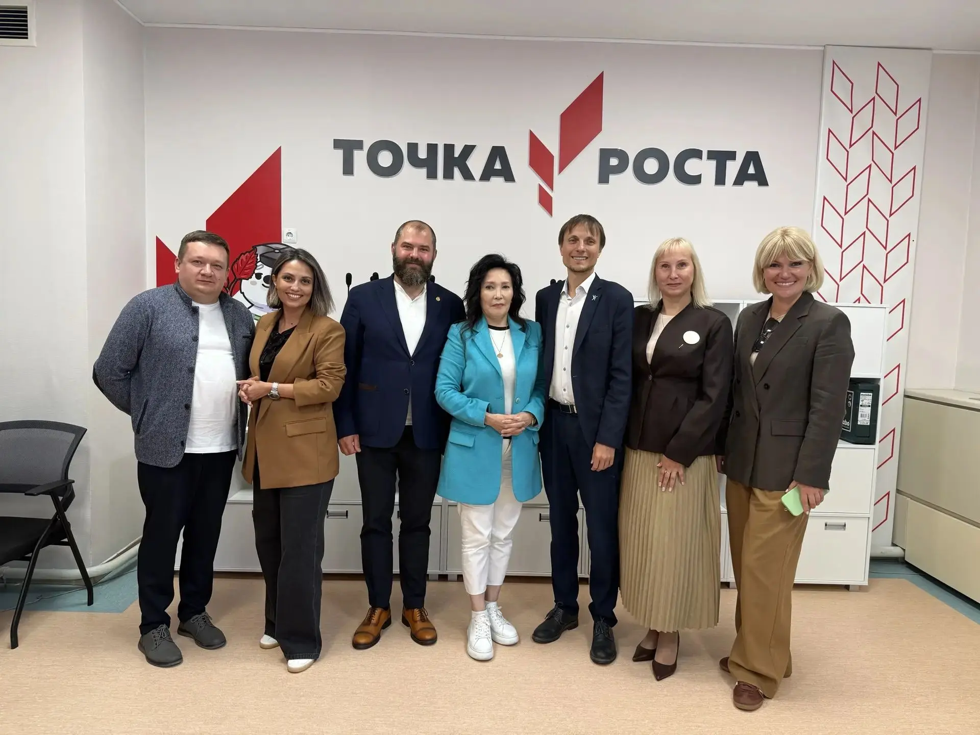 Сегодня в Анадыре прошёл круглый стол «Основные направления деятельности образовательно...