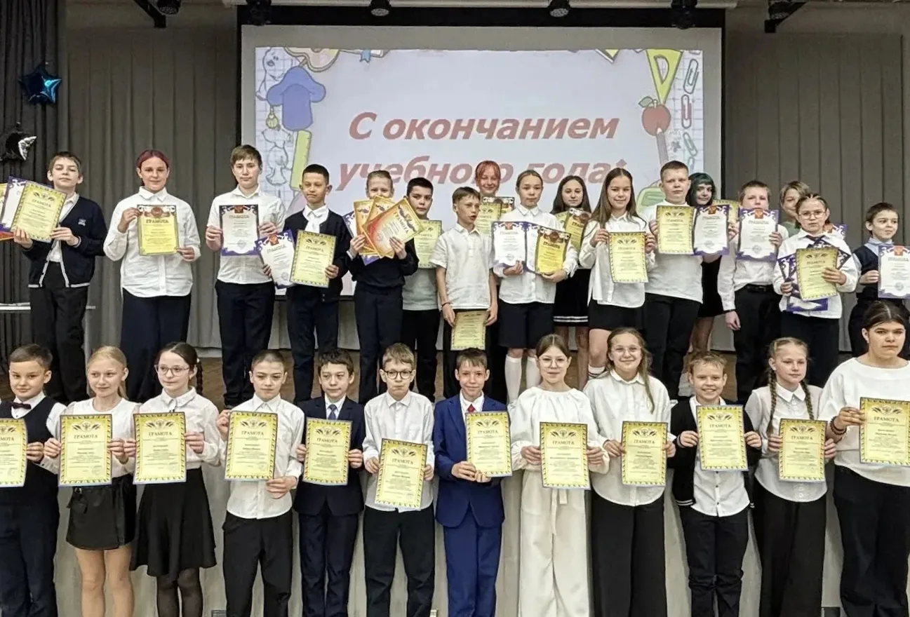 🎉 В МБОУ «Гимназия Протвино» (Корпус 3 – Школа №1) прошли торжественные линейки. В тор...