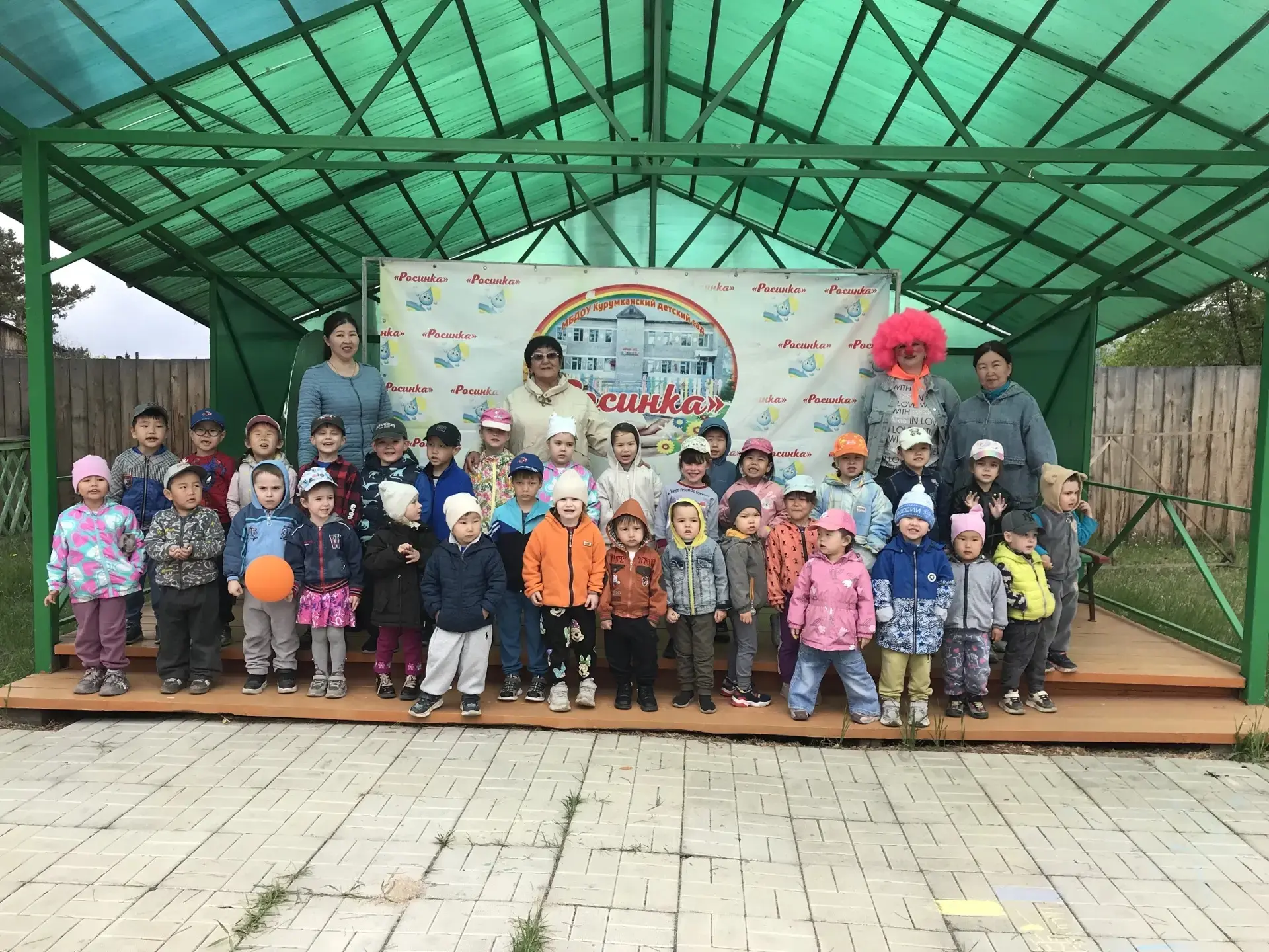 🌞 1 июня в нашем саду — день улыбок!