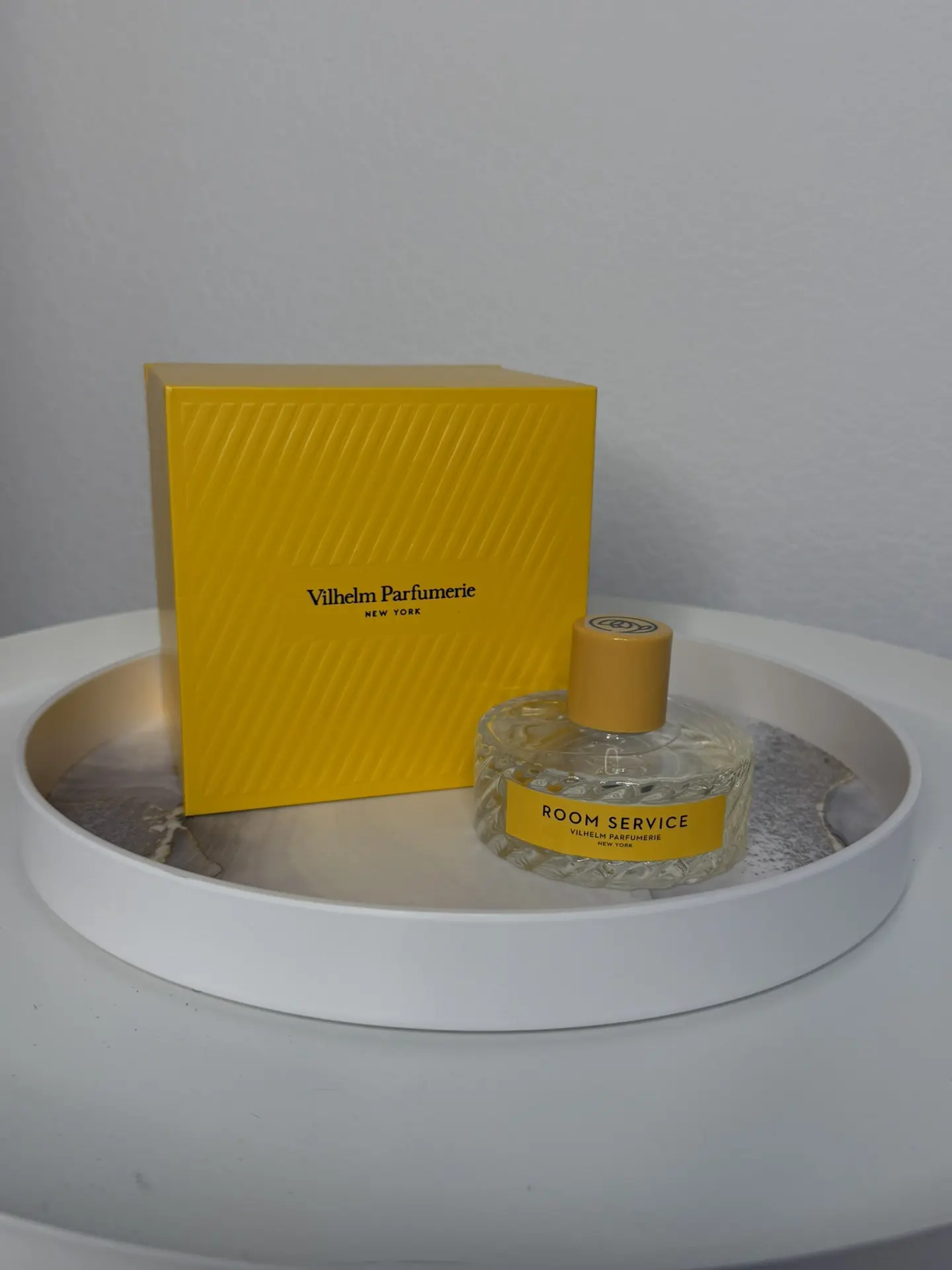🛎️ Vilhelm Parfumerie Room Service