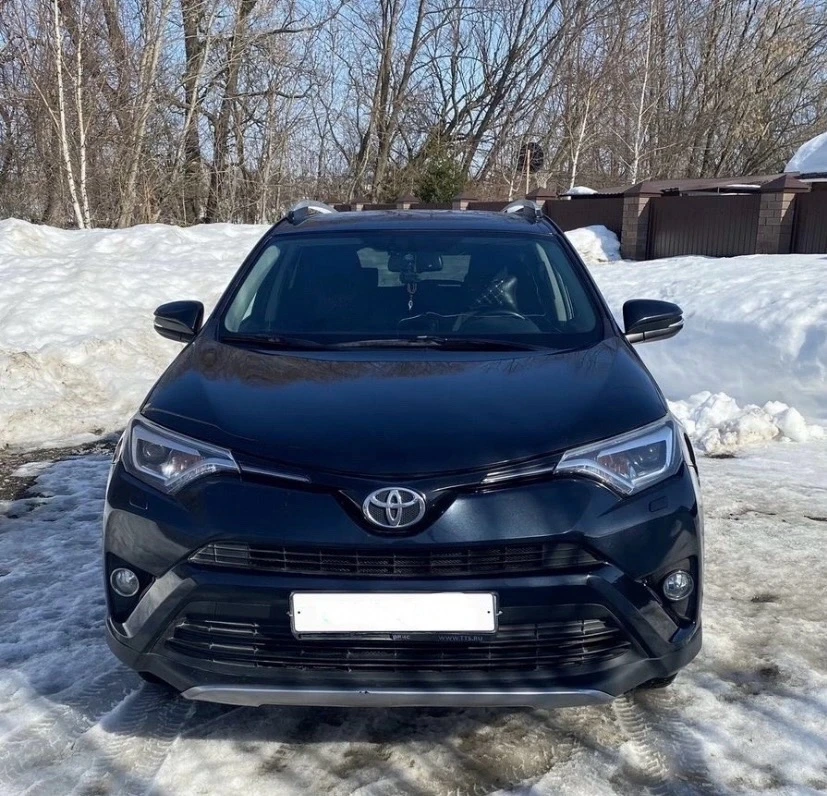 - Продается: Toyota RAV4 2.2 AT