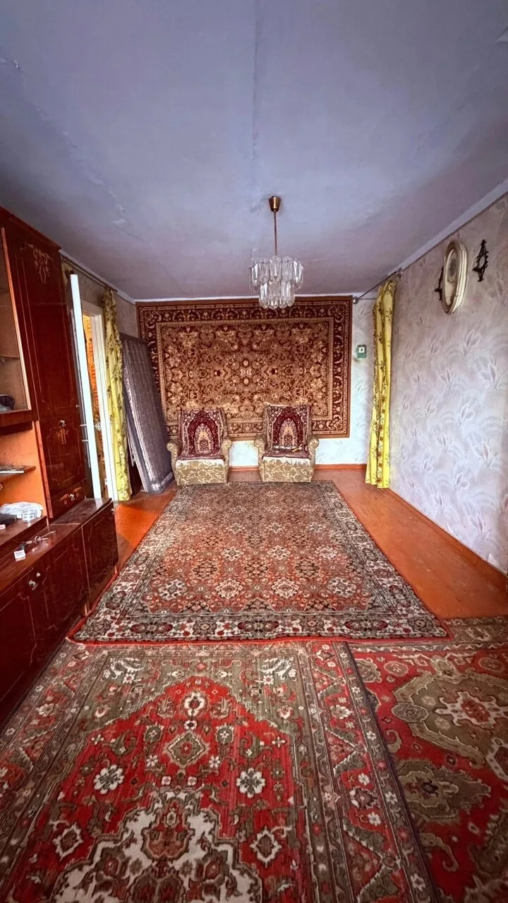Продажа 3-х комнатной квартиры г. Макеевка , пос. Холодная Балка 3, ул. Шишкина.
- 3-й этаж 4-х этаж