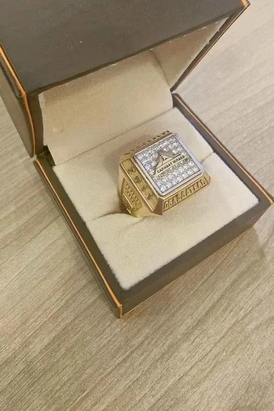😍 Чемпионский перстень «Салавата Юлаева» за Кубок Гагарина 2011 продают