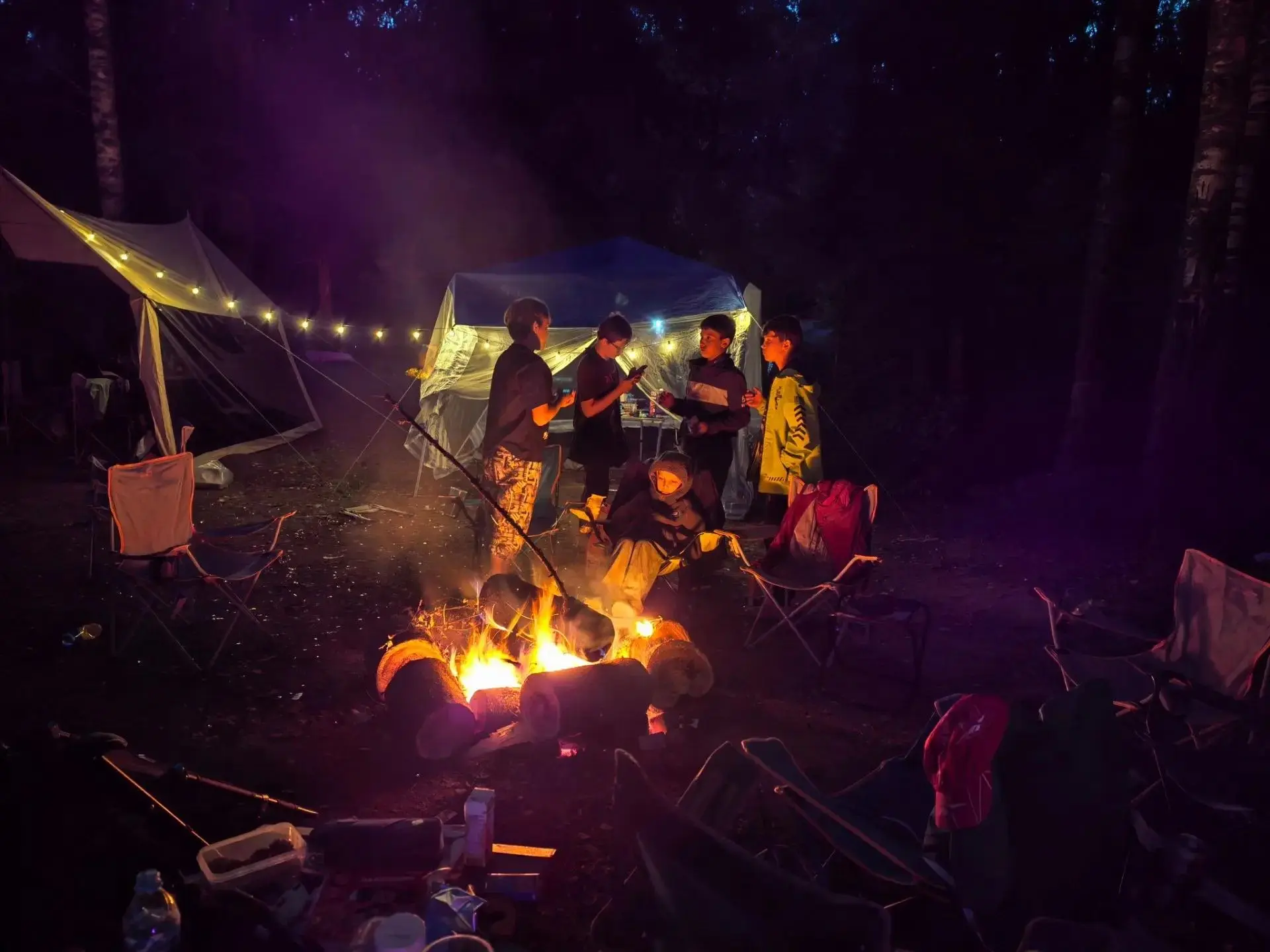 🏕Восьмиклассники Виталий и Дмитрий Шлыковы провели три дня в походе на Чёрном озере — и это было на