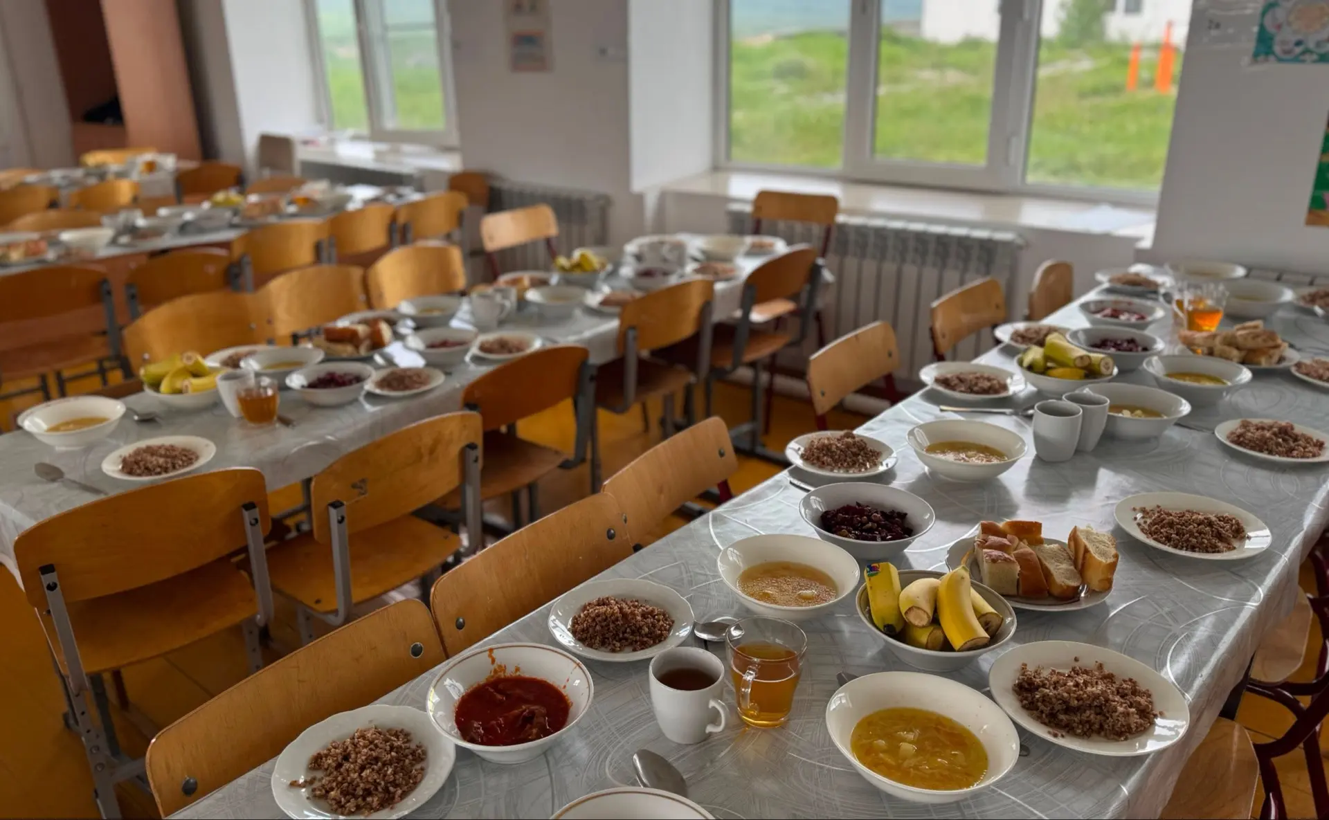 🍽️ В нашей столовой готовят вкусные и сбалансированные обеды, которые помогут вам зарядиться энерги